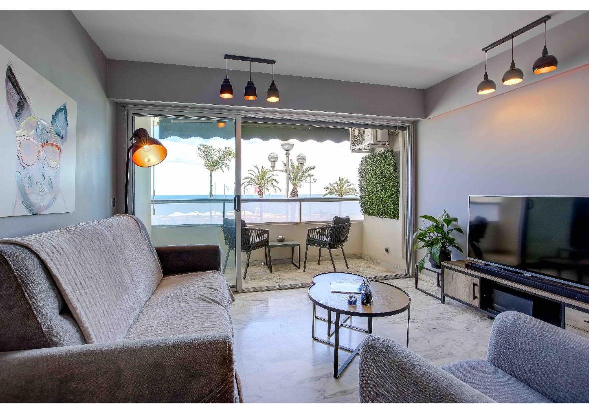 Flat Design With Sea View Promenade Des Anglais Nizza Exterior foto